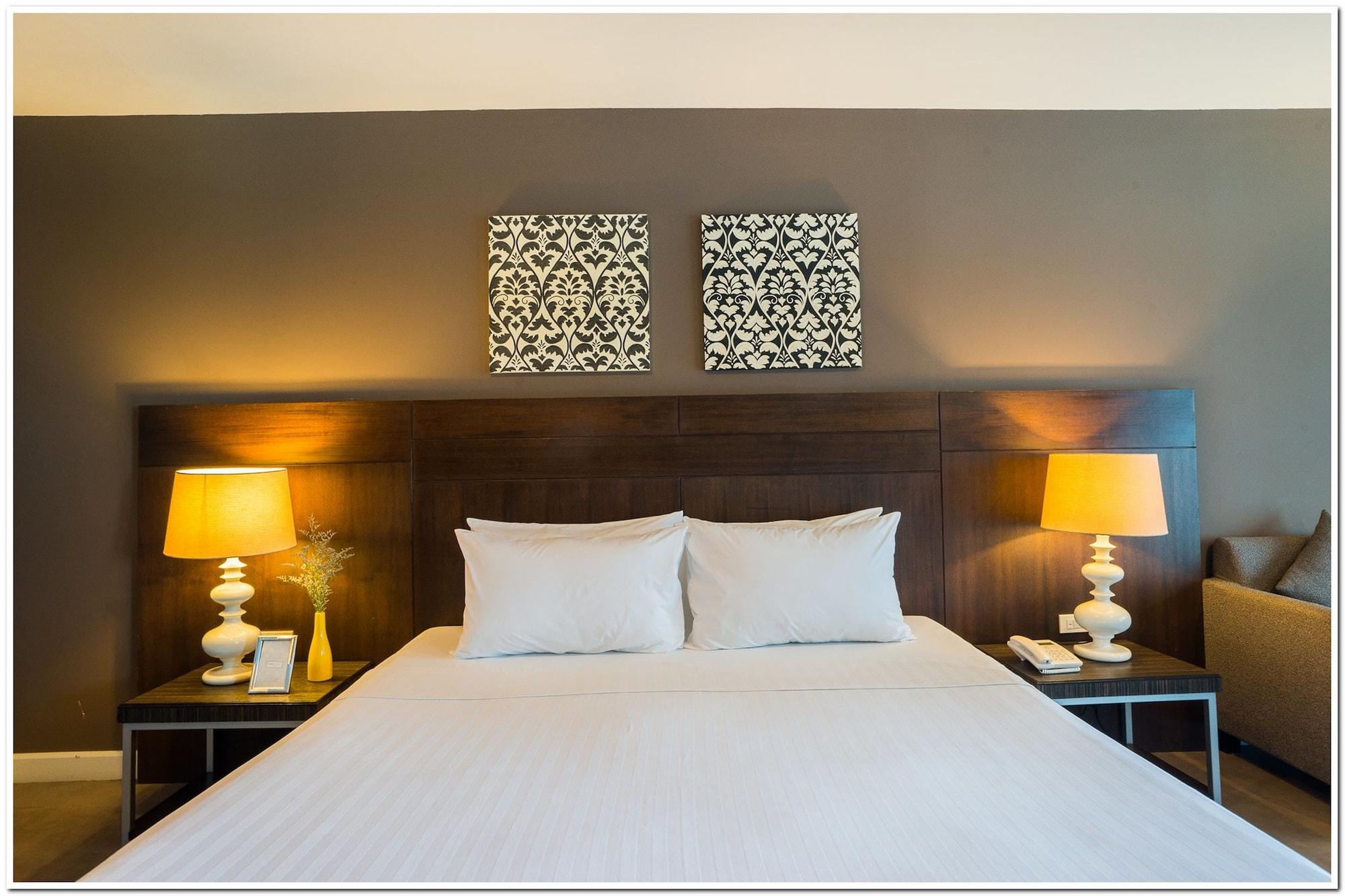 Sea Me Spring Tree Hotel (Adults Only) Pattaya Ngoại thất bức ảnh
