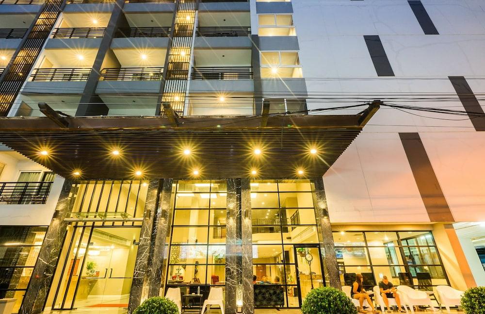 Sea Me Spring Tree Hotel (Adults Only) Pattaya Ngoại thất bức ảnh