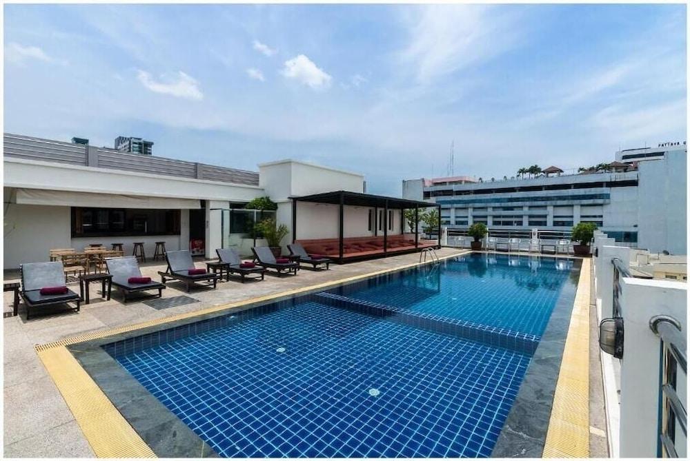 Sea Me Spring Tree Hotel (Adults Only) Pattaya Ngoại thất bức ảnh