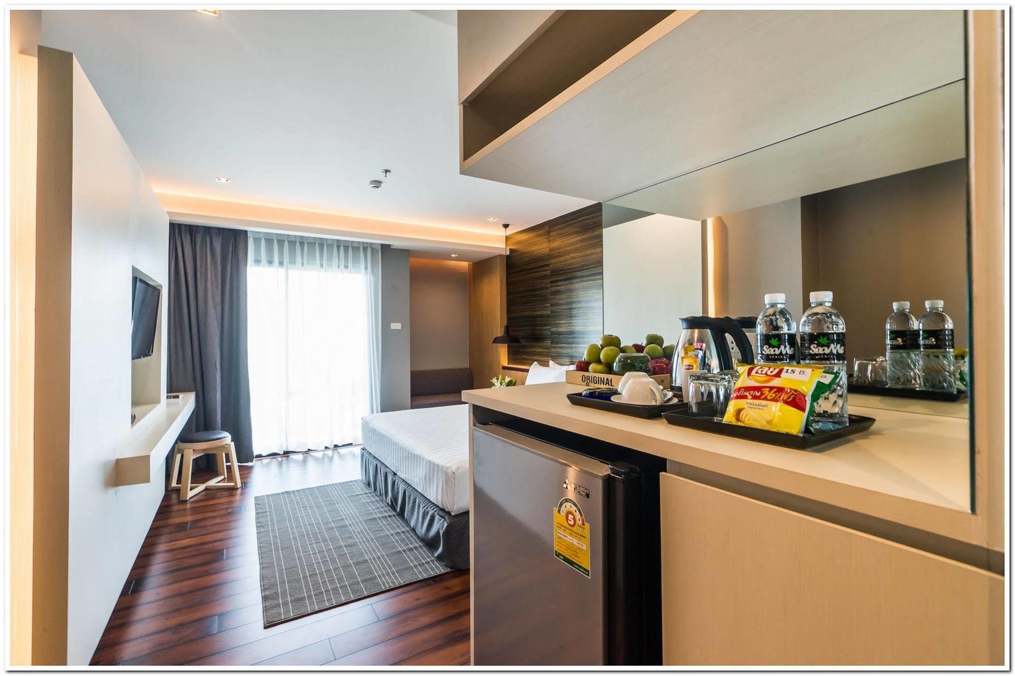 Sea Me Spring Tree Hotel (Adults Only) Pattaya Ngoại thất bức ảnh