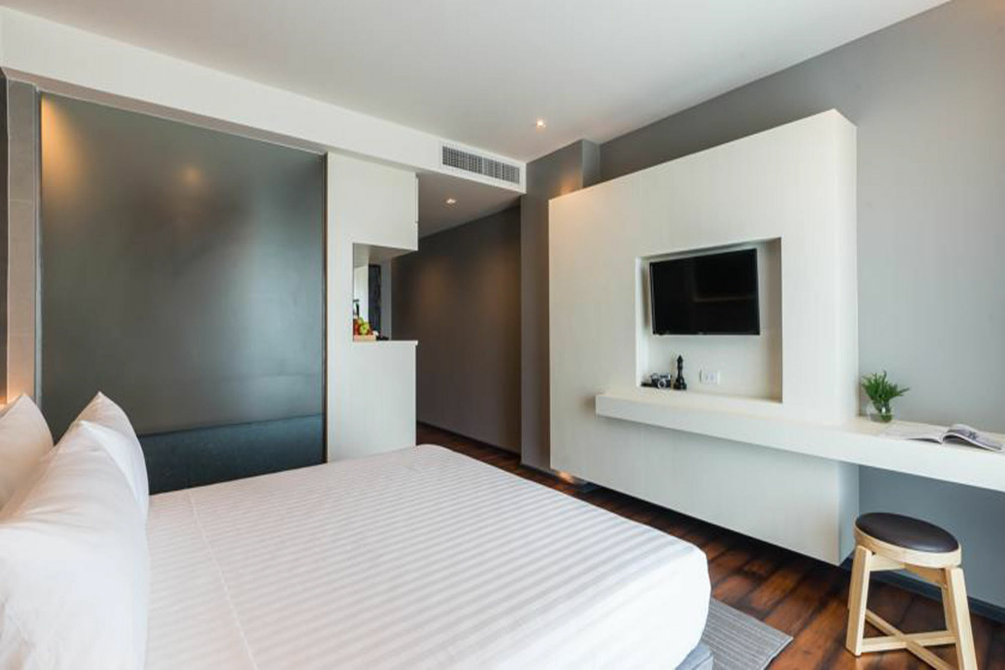 Sea Me Spring Tree Hotel (Adults Only) Pattaya Ngoại thất bức ảnh