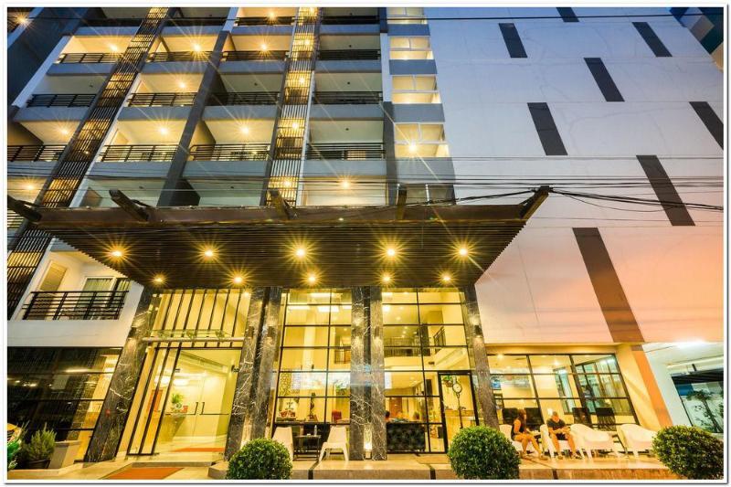 Sea Me Spring Tree Hotel (Adults Only) Pattaya Ngoại thất bức ảnh